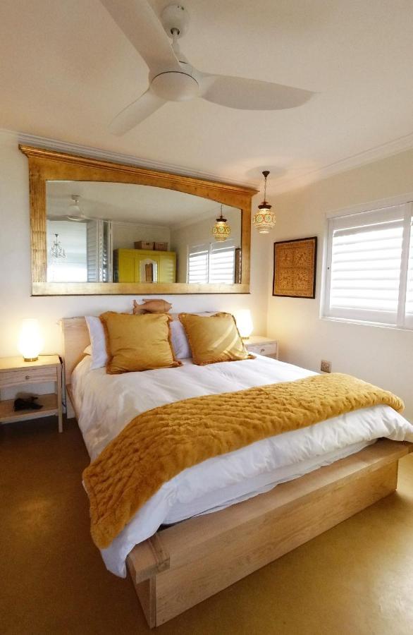 Dolphin Inn Guesthouse Cape Town Exterior photo